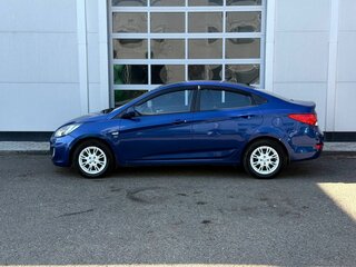 2013 Hyundai Solaris I, синий, 920000 рублей, вид 2