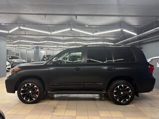 2013 Toyota Land Cruiser 200 Series Рестайлинг 1, чёрный, 4749000 рублей, вид 3