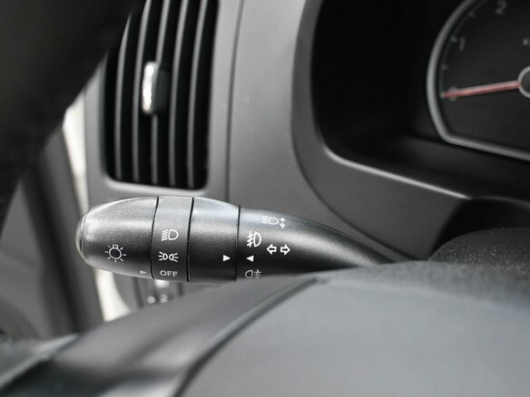 2011 Hyundai i30 I Рестайлинг, белый, 989900 рублей - вид 12
