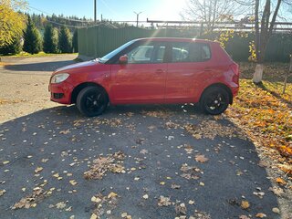 2013 Skoda Fabia II Рестайлинг, красный, 495000 рублей, вид 2