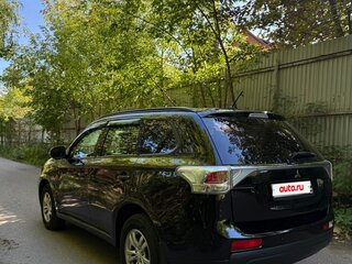 2013 Mitsubishi Outlander III, чёрный, 1245000 рублей, вид 3