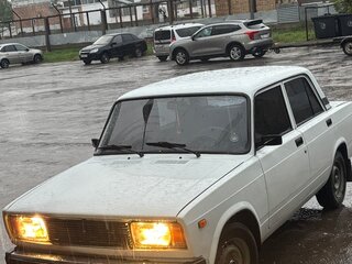 2010 Lada (ВАЗ) 2105, белый, 160000 рублей, вид 1