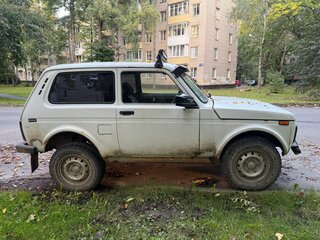 1998 Lada (ВАЗ) 2121 (4x4) I Рестайлинг, белый, 100000 рублей, вид 4