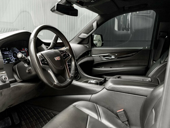2016 Cadillac Escalade ESV IV, чёрный, 3390000 рублей - вид 9