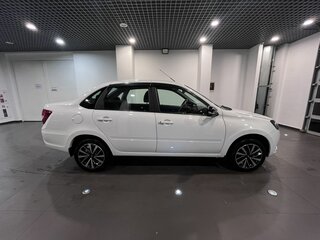 2024 Lada (ВАЗ) Granta I Рестайлинг, белый, 1075000 рублей, вид 2