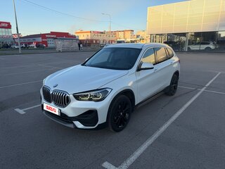 2020 BMW X1 Long 20Li sDrive II (F48) Рестайлинг, белый, 2497000 рублей, вид 1