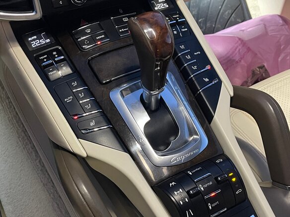 2012 Porsche Cayenne S II (958), белый, 1700000 рублей - вид 6