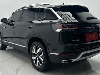 2023 Volkswagen Tayron I Рестайлинг, чёрный, 3090000 рублей, вид 5