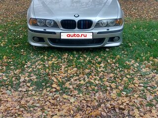2000 BMW 5 серии 530i IV (E39) Рестайлинг, серебристый, 950000 рублей, вид 3