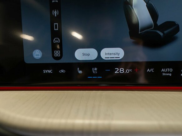 2026 Audi Q5 L III (GU), зелёный, 6350000 рублей - вид 27