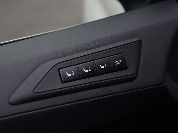 2019 Toyota Alphard III Рестайлинг, белый, 4184973 рублей - вид 26