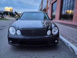 2002 Mercedes-Benz E-Класс 320 III (W211, S211), чёрный, 670000 рублей, вид 2