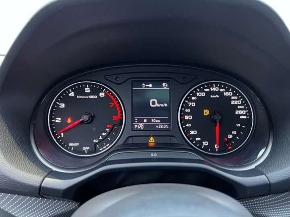 2022 Audi Q2 35 TFSI I Рестайлинг, серебристый - вид 17