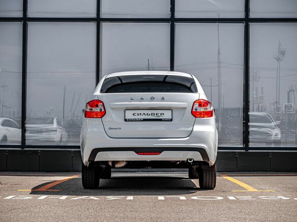 2026 Lada (ВАЗ) Granta I Рестайлинг, белый - вид 4