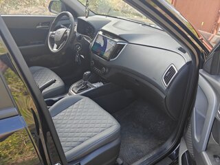 2018 Hyundai Creta I, чёрный, 2400000 рублей, вид 3