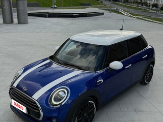 2019 Mini Hatch Cooper III (F55/F56) Рестайлинг, синий, 1750000 рублей, вид 2