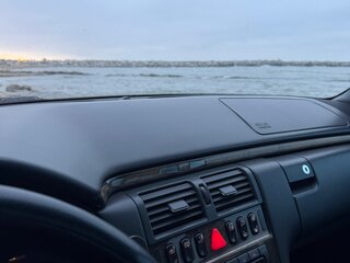 2000 Mercedes-Benz E-Класс 430 II (W210, S210) Рестайлинг, серебристый, 650000 рублей, вид 4