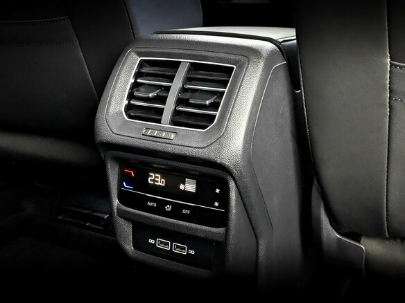 2023 Volkswagen Tayron X I Рестайлинг, белый, 4040000 рублей - вид 29
