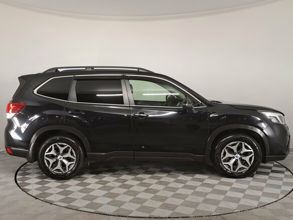 2018 Subaru Forester V, чёрный, 2800000 рублей - вид 3