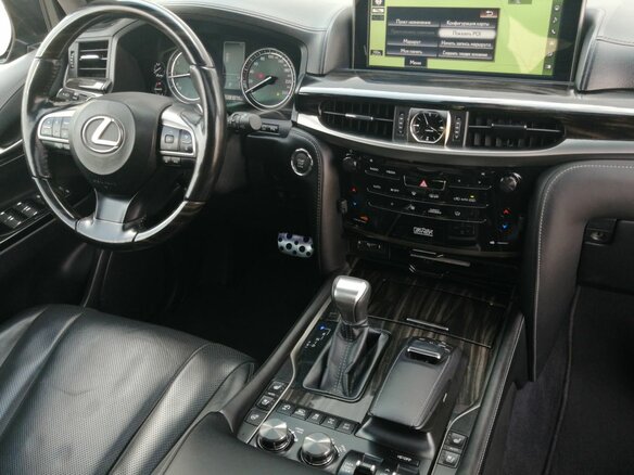 2017 Lexus LX 570 III Рестайлинг 2, чёрный, 7400000 рублей - вид 11