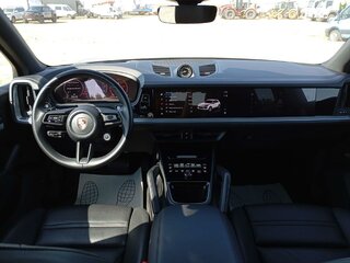 2023 Porsche Cayenne III Рестайлинг, чёрный, 13880000 рублей, вид 5