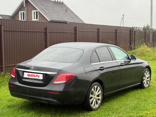 2019 Mercedes-Benz E-Класс 200 d V (W213, S213, C238), чёрный, 1589000 рублей, вид 5