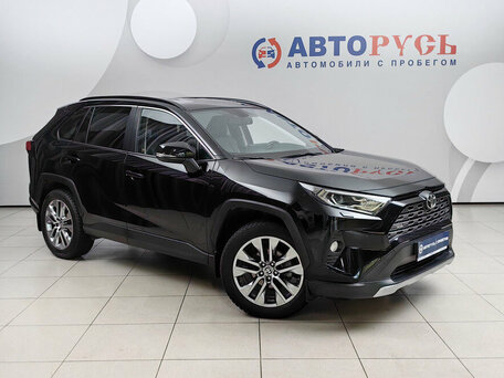 2022 Toyota RAV4 V (XA50), чёрный, 3450000 рублей, вид 1