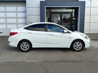 2012 Hyundai Solaris I, белый, 509000 рублей, вид 4