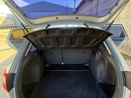 2013 SEAT Ibiza IV Рестайлинг, серебристый, 750000 рублей, вид 5