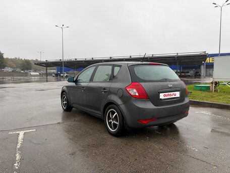 2010 Kia Ceed I Рестайлинг, серебристый, 540000 рублей, вид 5