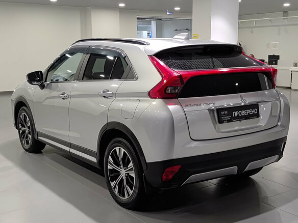 2019 Mitsubishi Eclipse Cross I, серебристый, 1797000 рублей - вид 6