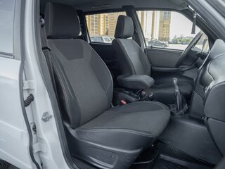 2017 Chevrolet Niva I Рестайлинг, белый, 630000 рублей, вид 5