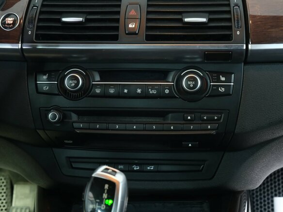2008 BMW X5 35d II (E70), серебристый, 1799000 рублей - вид 15