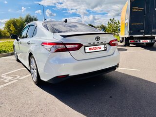 2020 Toyota Camry VIII (XV70), белый, 2500000 рублей, вид 5