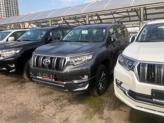 2019 Toyota Land Cruiser Prado 150 Series Рестайлинг 2, серый, 6500000 рублей, вид 2