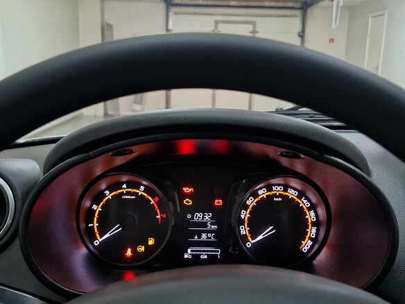 2026 Lada (ВАЗ) Granta I Рестайлинг, белый - вид 14