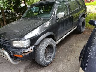 1998 Nissan Pathfinder II, чёрный, 500000 рублей, вид 1