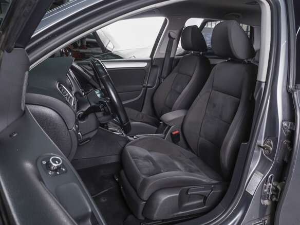 2011 Volkswagen Golf VI, серый, 1330000 рублей - вид 9