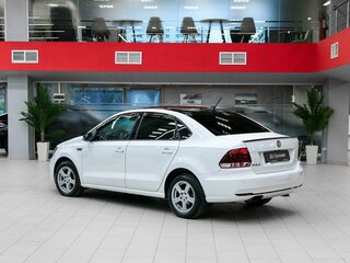 2019 Volkswagen Polo V Рестайлинг, белый, 995000 рублей, вид 4