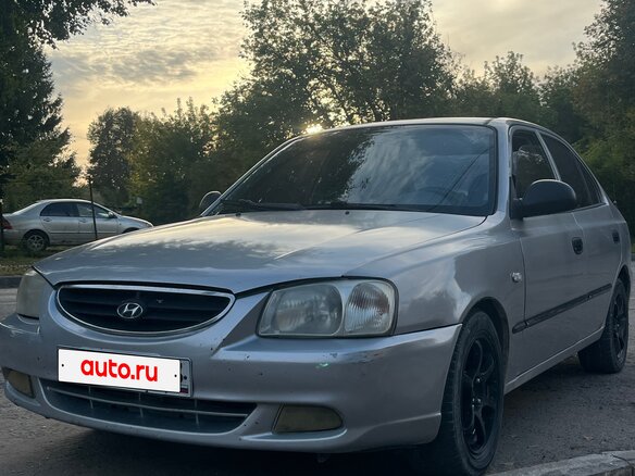 2003 Hyundai Accent II, серебристый, 270000 рублей - вид 1