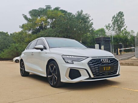 2022 Audi A3 Sportback 35 TFSI IV (8Y), белый, 2134000 рублей, вид 3