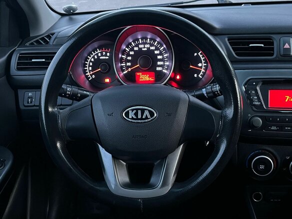 2012 Kia Rio 5-speed III, серый, 630000 рублей - вид 11