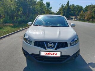 2013 Nissan Qashqai I Рестайлинг, белый, 950000 рублей, вид 3