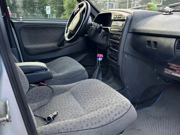 2007 Lada (ВАЗ) 2114, серебристый, 105000 рублей - вид 7