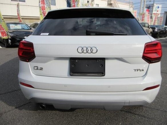 2018 Audi Q2 I, белый, 1200000 рублей - вид 6