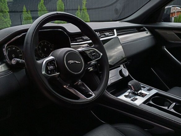 2024 Jaguar F-Pace I Рестайлинг, чёрный, 3950000 рублей - вид 14