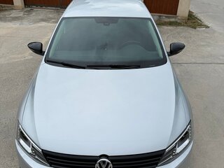 2012 Volkswagen Jetta VI, серебристый, 870000 рублей, вид 2