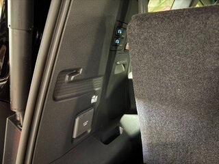 2026 Toyota Land Cruiser 300 Series, чёрный, 16000000 рублей, вид 4