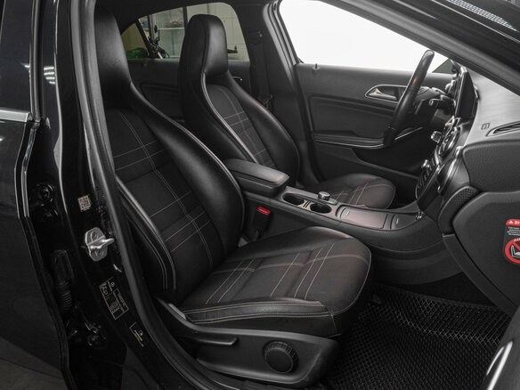 2014 Mercedes-Benz A-Класс 180 III (W176), чёрный, 1559000 рублей - вид 7