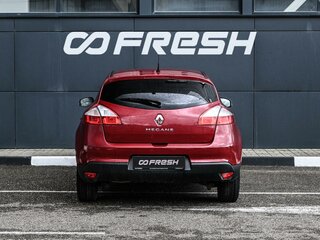 2013 Renault Megane III Рестайлинг, красный, 734000 рублей, вид 4